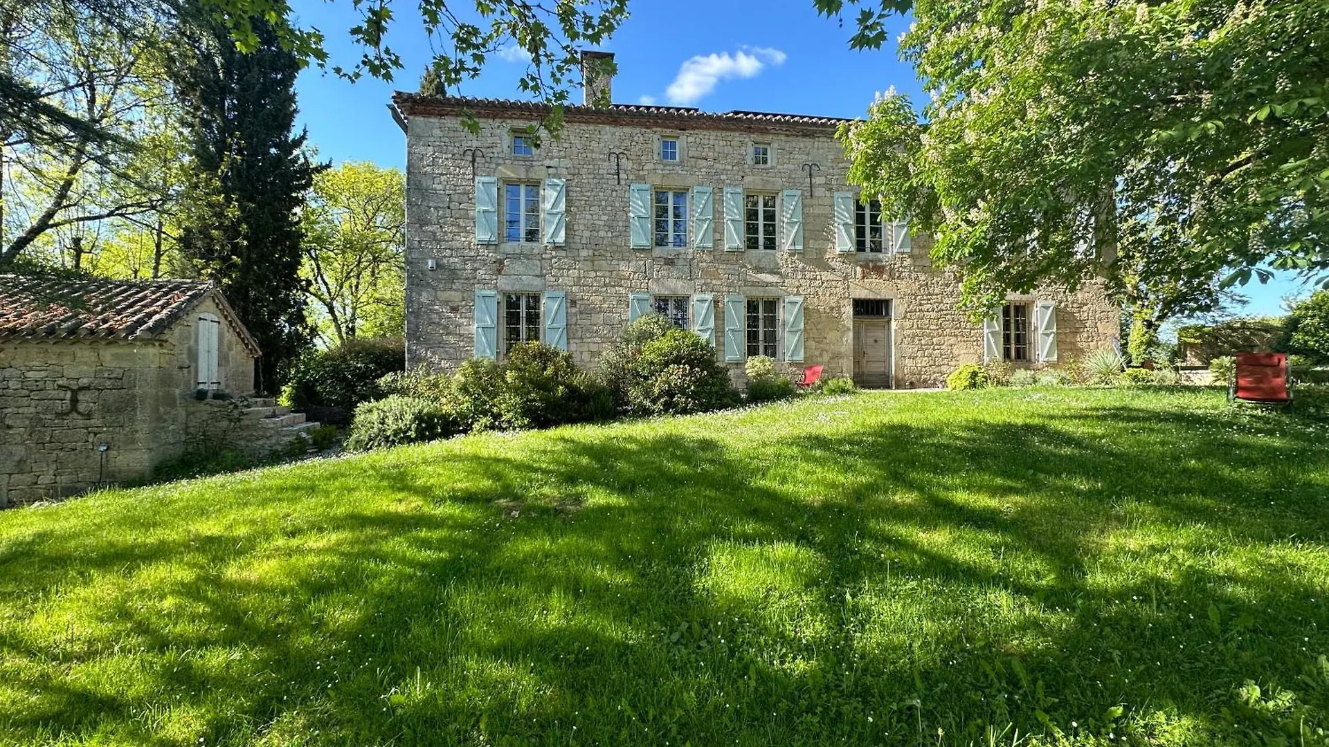 Les Hauts De Saulies - Chambre Et Table D'Hotes De Charme Vers