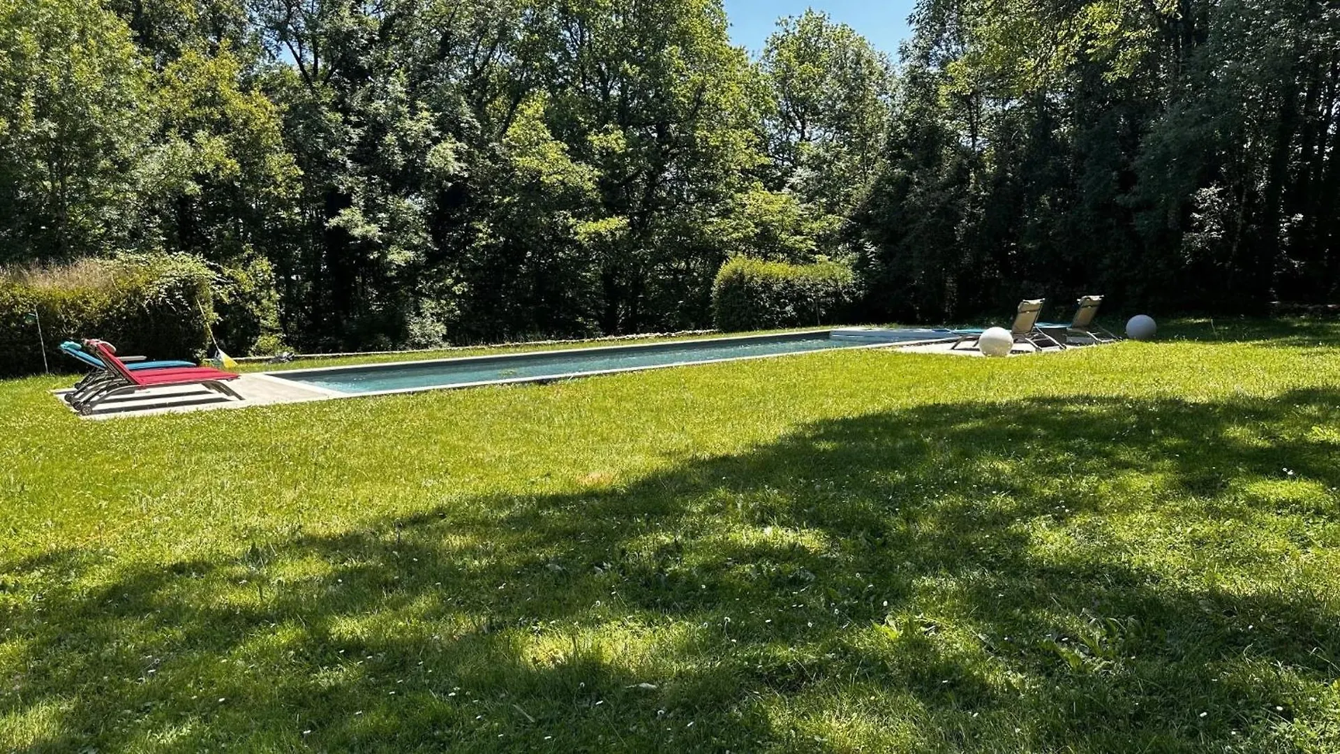 Bed and Breakfast Les Hauts De Saulies - Chambre Et Table D'Hotes De Charme Vers  Γαλλία