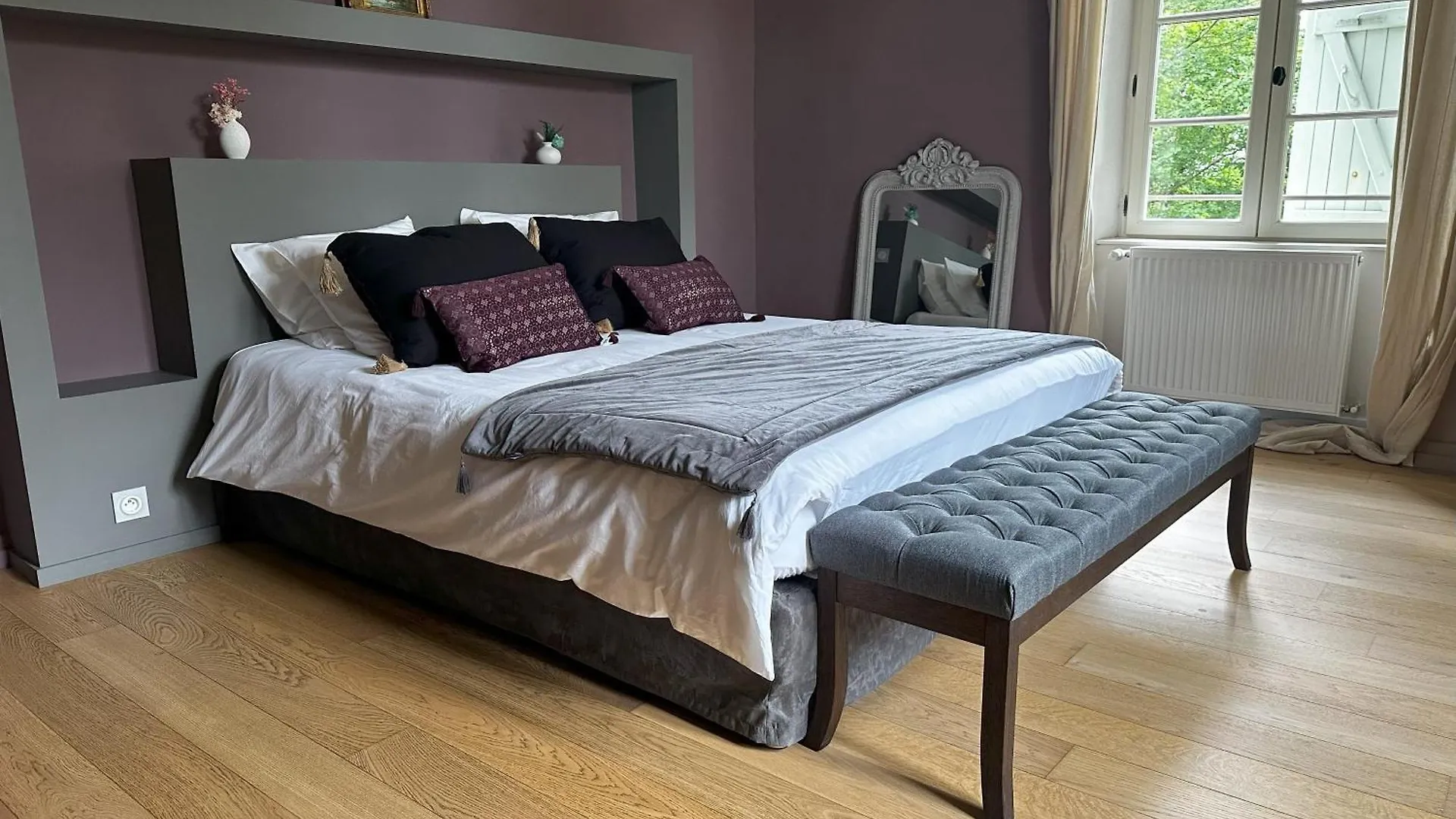 Les Hauts De Saulies - Chambre Et Table D'Hotes De Charme Vers  Bed and Breakfast