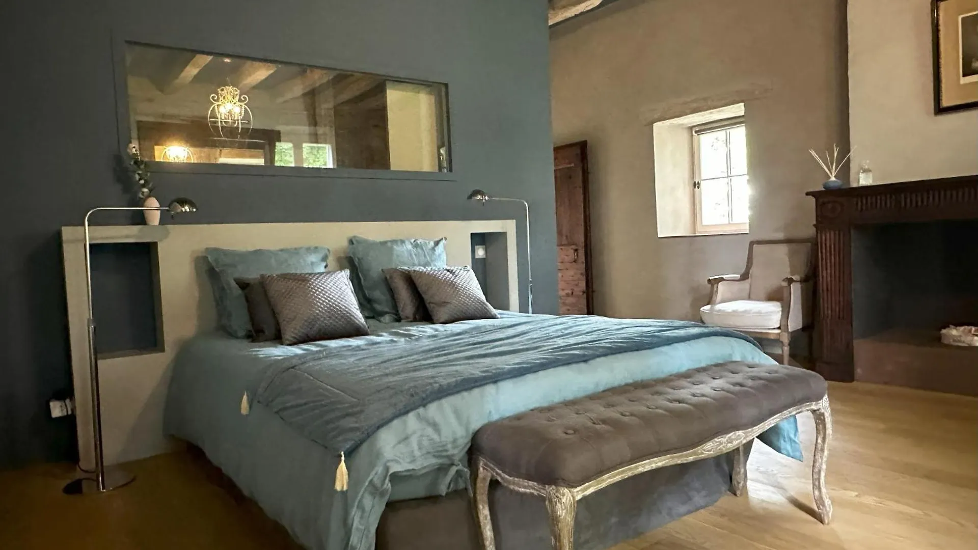 Bed and Breakfast Les Hauts De Saulies - Chambre Et Table D'Hotes De Charme Vers